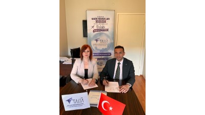 ​Gökyüzünde birlik, karada dayanışma!